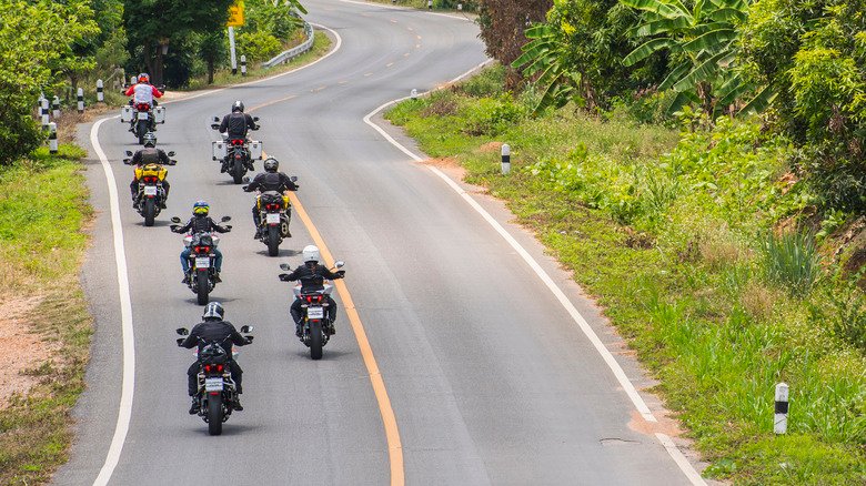 Why Do Motorcycle Groups Ride Staggered Instead Of In A Single File?