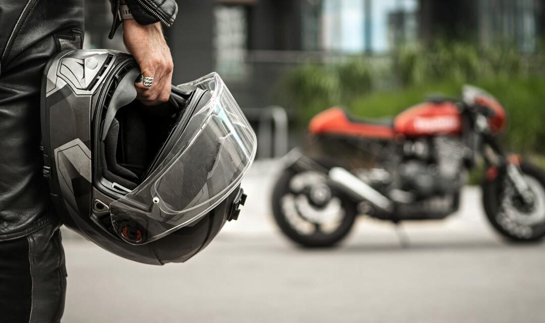 State lawmaker wants to require helmets for all motorcyclists