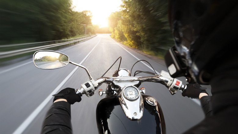 What Is The 12-Second Rule For Motorcycles And Why Is It So Important?