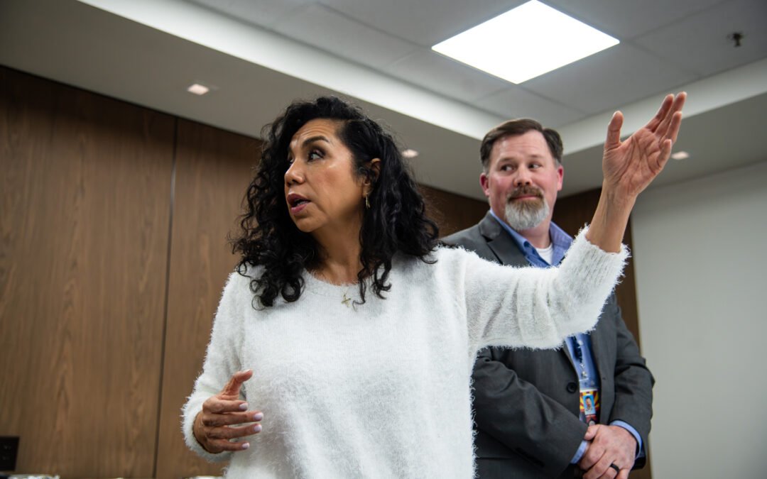 Martinez rolls out 20 bills in her busiest session yet